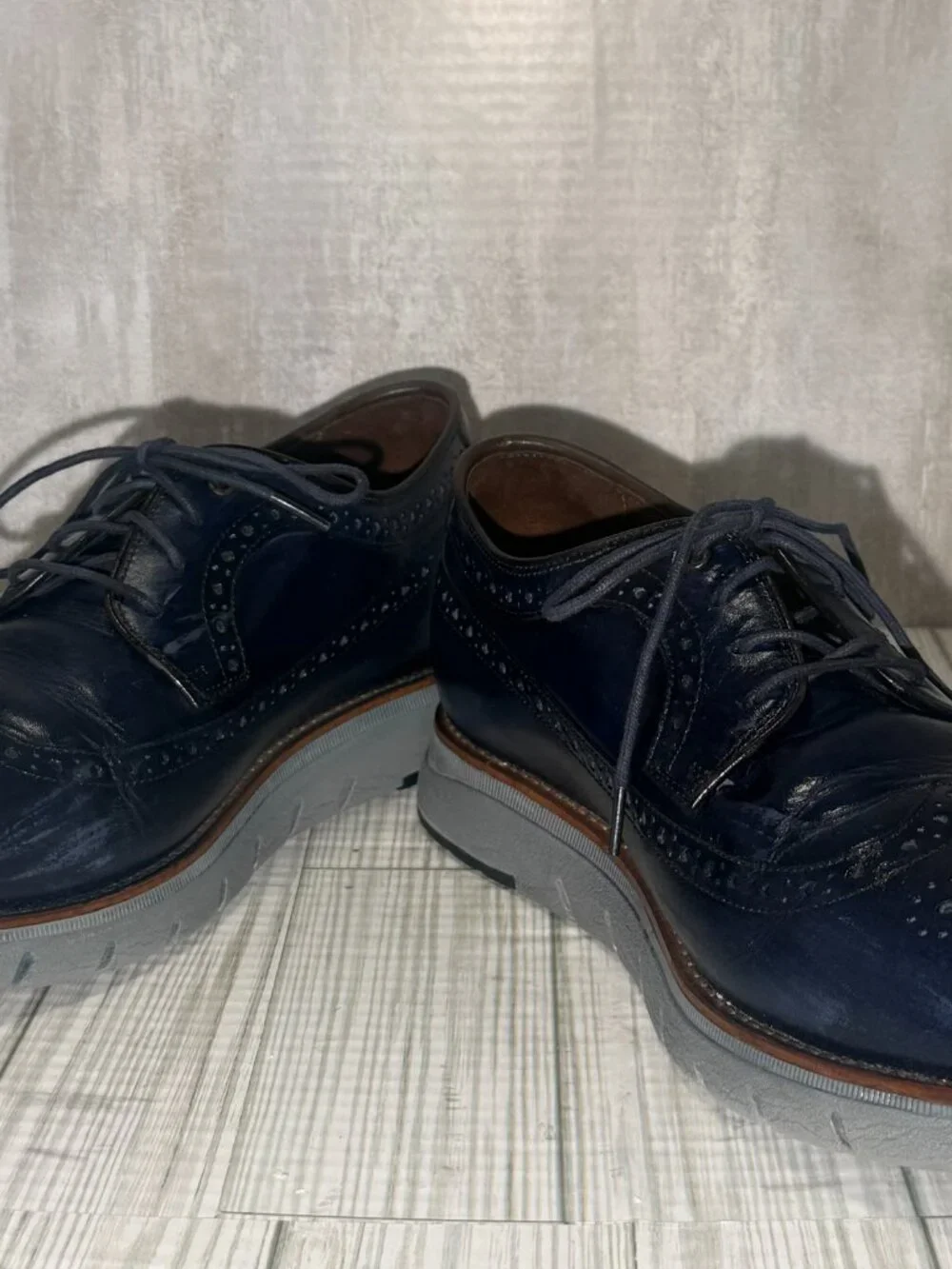 Johnston & Murphy Collection step out